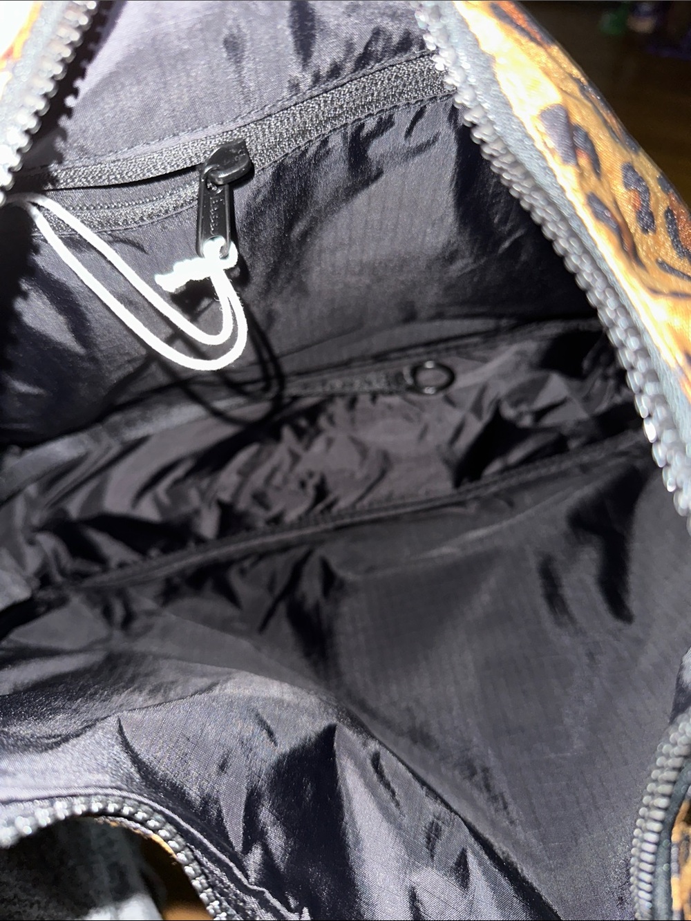 Baggu Nylon Shoulder Bag - Leopard - Picture 3 of 8